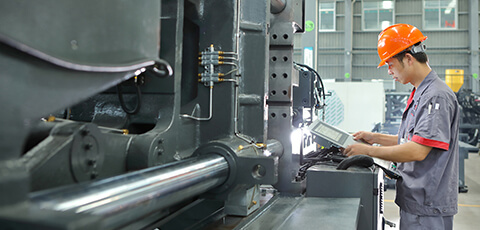 德庫(kù)瑪DF注塑機(jī)-機(jī)器維護(hù)