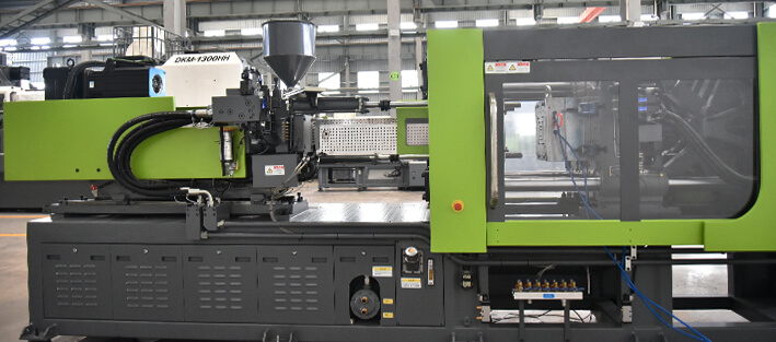 低慣量注塑機(jī)-550噸